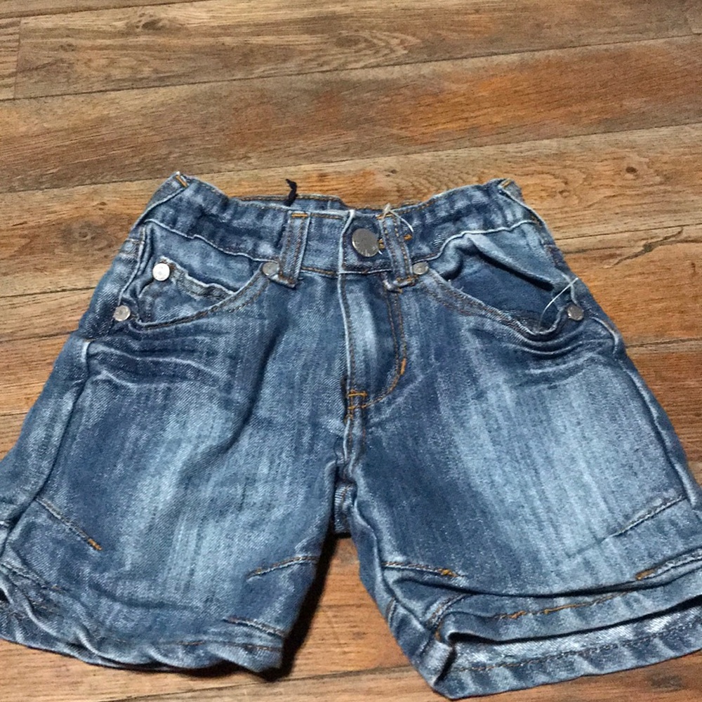 ❤️Pumpkin patch shorts.  271H